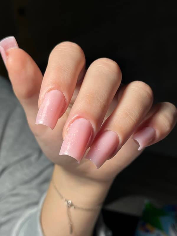 Nud & natural — manichiură Tany Nails, Chișinău